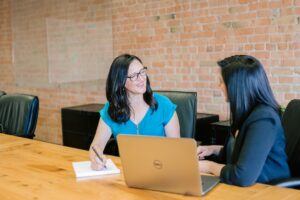 female expat, expat coaching, expat partner coaching, expat career, expat partner career, women abroad