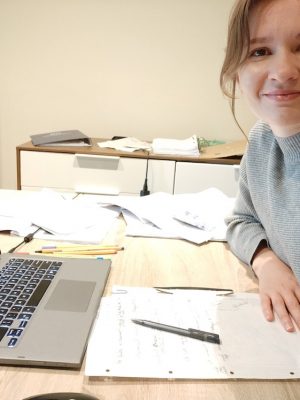 role model portrait, sharethelove, expat, expat family, moving during pandemic